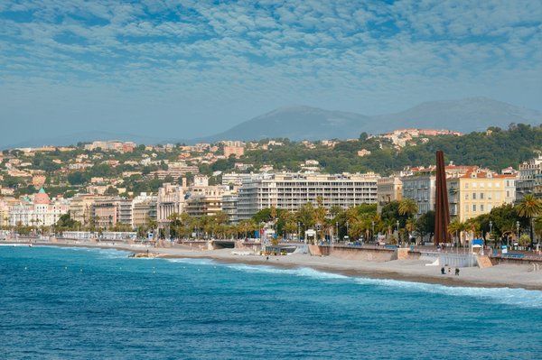 Quelles sont les options d'immobilier de prestige disponibles dans le quartier du Mont Boron à Nice ?